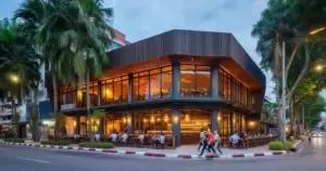 ရန်ကုန် Central Boulevard တွင် Harry's ဆိုင်သစ် ဖွင့်လှစ် — ဩဂုတ် ၂၀၂၆ မြို့ပြ F&B စီးပွားရေး တက်ကြွ