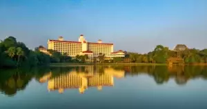 Inya Lake Hotel ၂၀၂၆ — ဈေးနှုန်း၊ ဝန်ဆောင်မှု၊ တည်နေရာ နှင့် ခရီးသည် အကဲဖြတ်ချက်