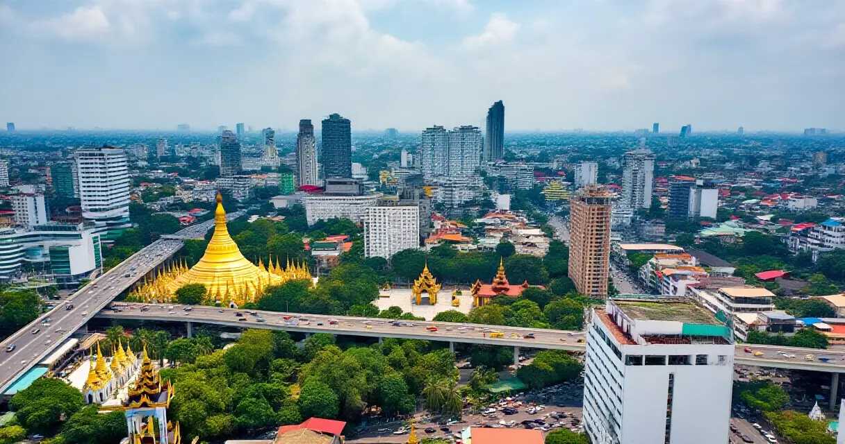 ရန်ကုန်မြို့ကြီး မြင်ကွင်းကျယ်နှင့် ရွှေတိဂုံဘုရား