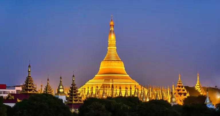 Shwedagon Pagoda ၂၀၂၆ — ဝင်ကြေး၊ ဝင်ပေါက်၊ ကြည့်ကောင်းချိန်နှင့် သွားနည်း